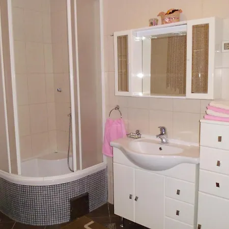 Sem Apartament Tar-Vabriga