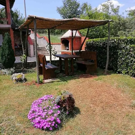 Apartament Sem Tar-Vabriga